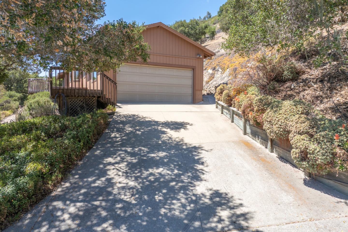 Detail Gallery Image 29 of 38 For 9365 Los Prados Dr, Carmel,  CA 93923 - 3 Beds | 2 Baths