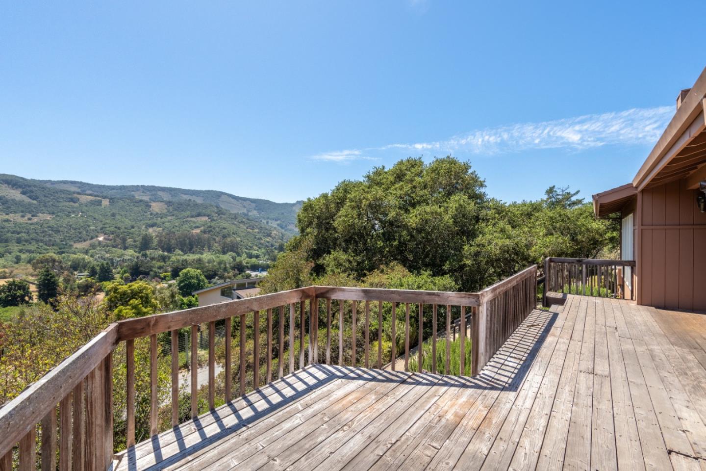 Detail Gallery Image 3 of 38 For 9365 Los Prados Dr, Carmel,  CA 93923 - 3 Beds | 2 Baths