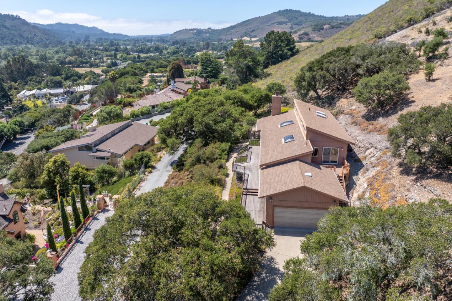 Detail Gallery Image 33 of 38 For 9365 Los Prados Dr, Carmel,  CA 93923 - 3 Beds | 2 Baths