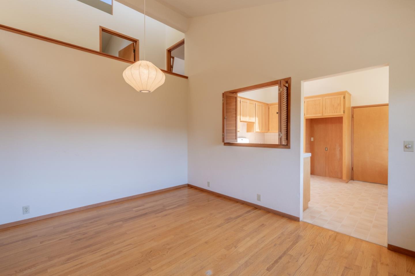 Detail Gallery Image 9 of 38 For 9365 Los Prados Dr, Carmel,  CA 93923 - 3 Beds | 2 Baths
