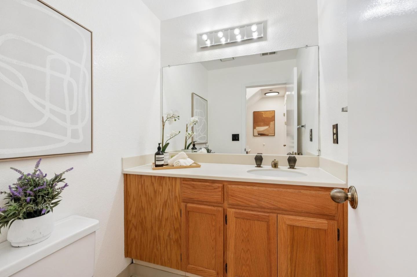 Detail Gallery Image 11 of 26 For 968 Belmont Ter #7,  Sunnyvale,  CA 94086 - 2 Beds | 2/1 Baths