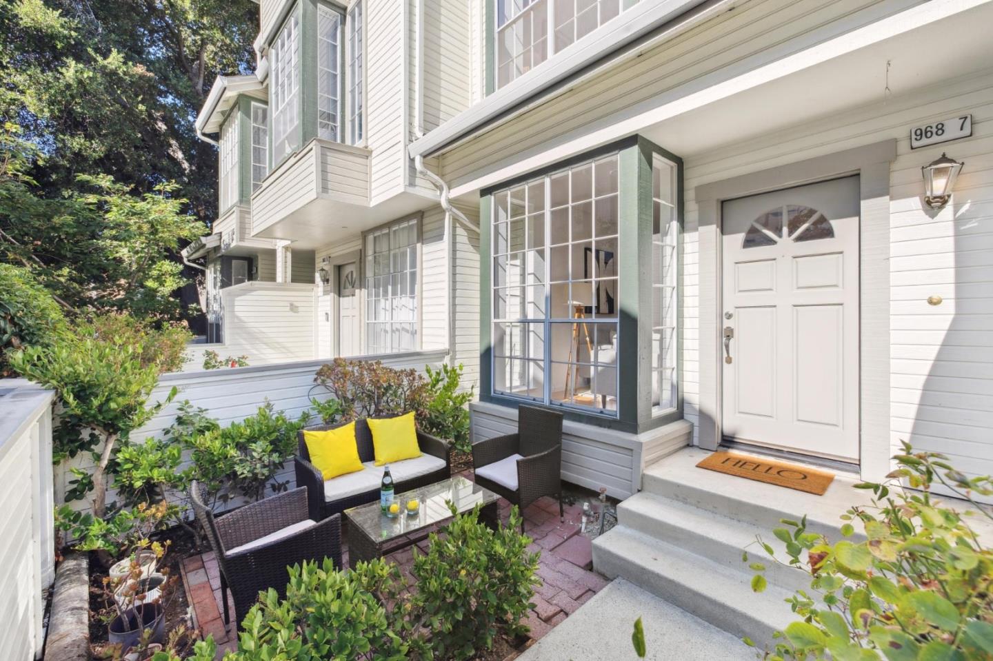 Detail Gallery Image 2 of 26 For 968 Belmont Ter #7,  Sunnyvale,  CA 94086 - 2 Beds | 2/1 Baths