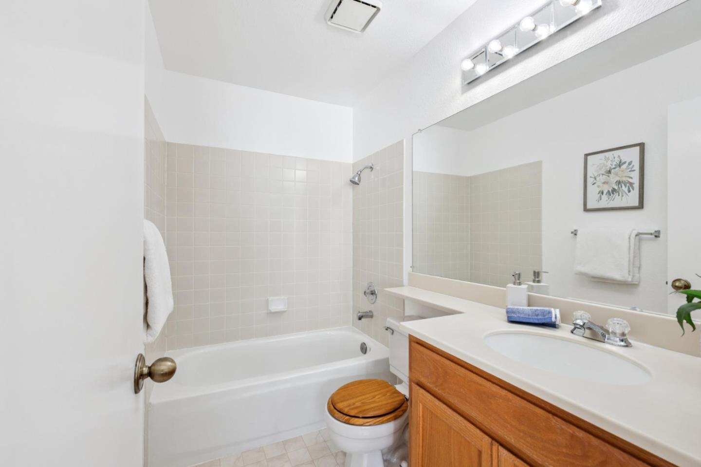 Detail Gallery Image 20 of 26 For 968 Belmont Ter #7,  Sunnyvale,  CA 94086 - 2 Beds | 2/1 Baths