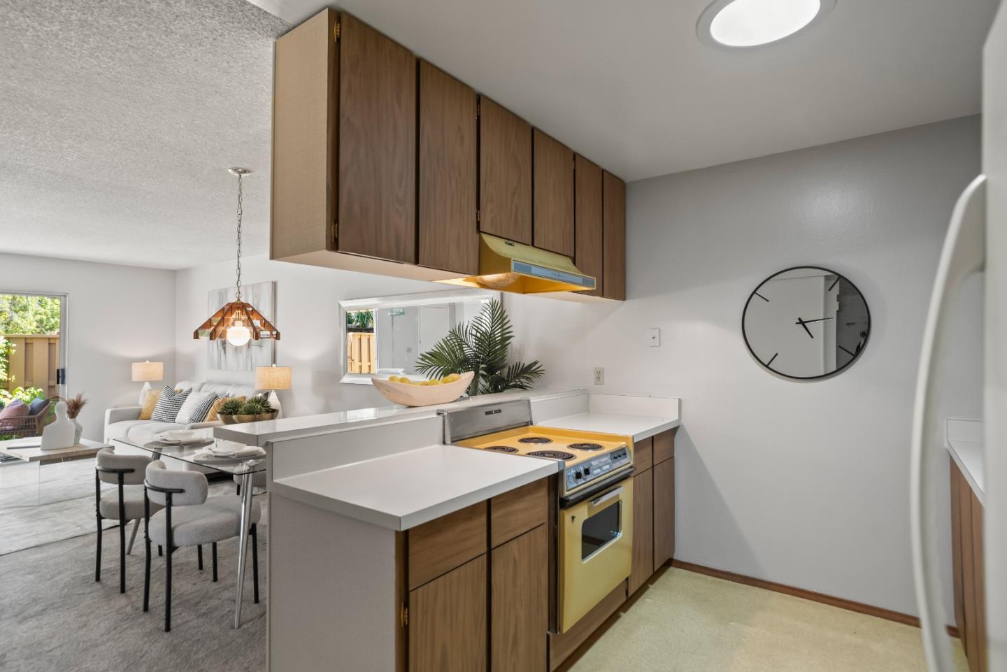 Detail Gallery Image 10 of 28 For 125 Connemara Way #26,  Sunnyvale,  CA 94087 - 2 Beds | 1 Baths