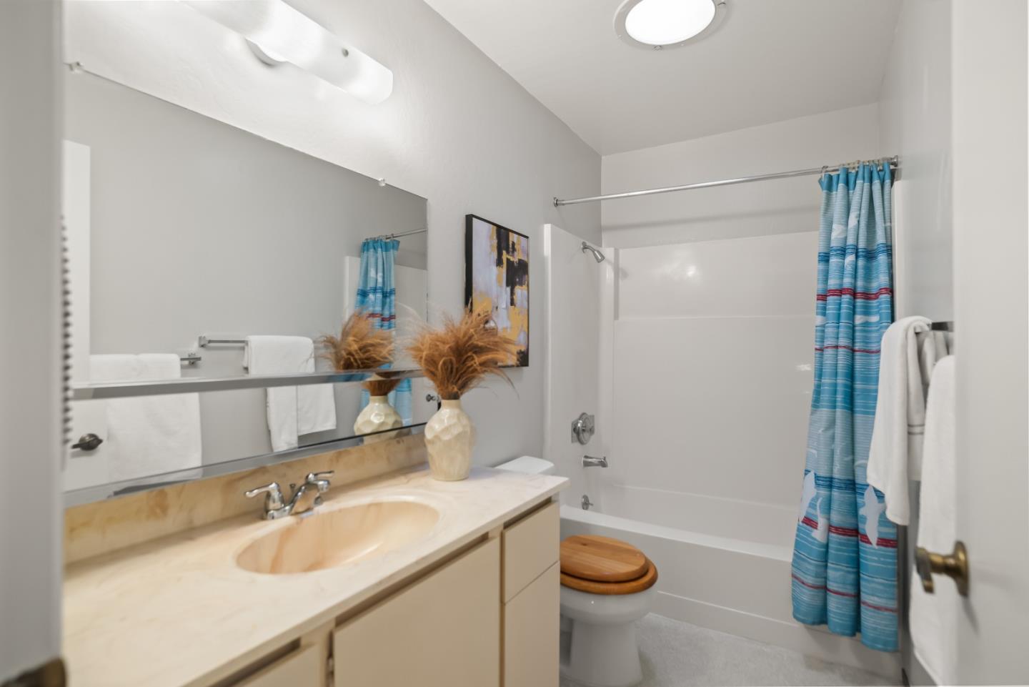 Detail Gallery Image 17 of 28 For 125 Connemara Way #26,  Sunnyvale,  CA 94087 - 2 Beds | 1 Baths