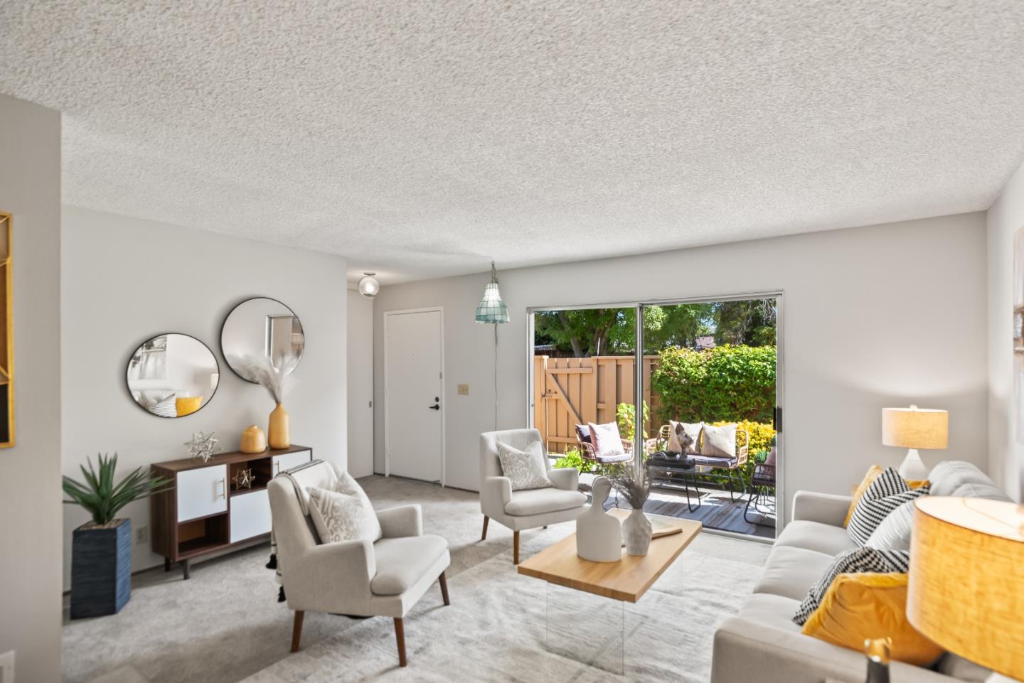 Detail Gallery Image 4 of 28 For 125 Connemara Way #26,  Sunnyvale,  CA 94087 - 2 Beds | 1 Baths