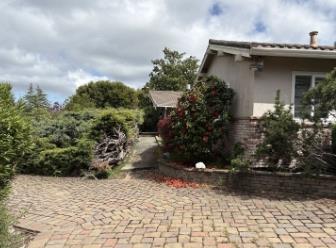 Detail Gallery Image 3 of 5 For 27000 Almaden Ct, Los Altos Hills,  CA 94022 - 4 Beds | 2/1 Baths