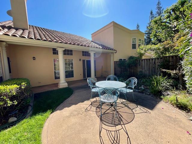 Detail Gallery Image 20 of 23 For 1124 Carlos Privada, Mountain View,  CA 94040 - 3 Beds | 2 Baths