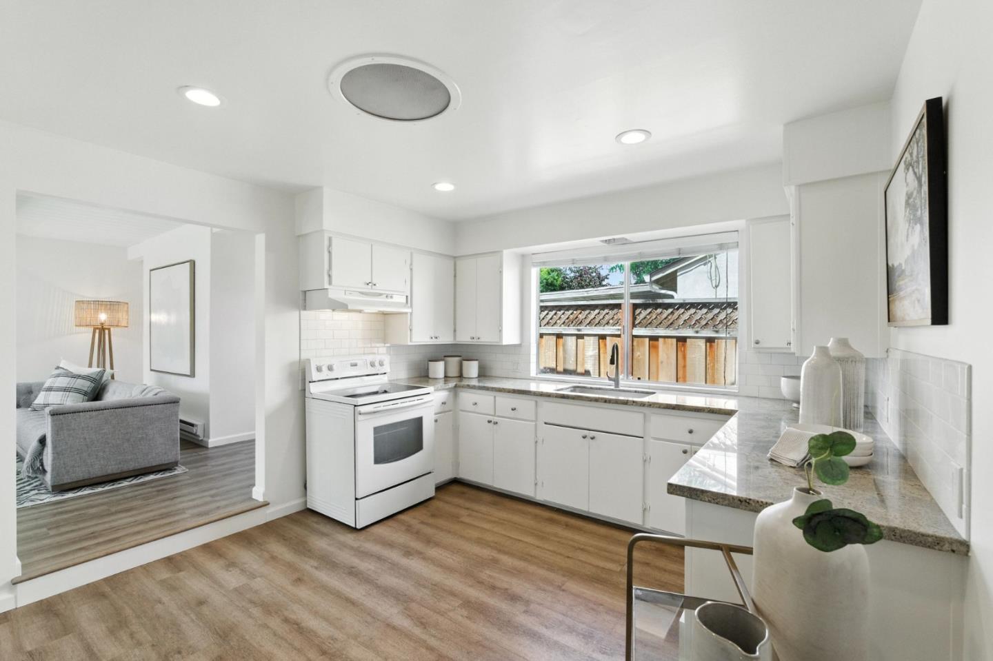Detail Gallery Image 10 of 31 For 2241 Rita Ct, Santa Clara,  CA 95050 - 3 Beds | 2 Baths
