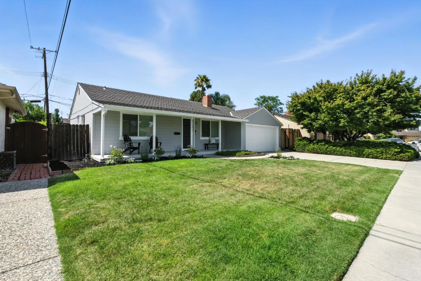 Detail Gallery Image 3 of 31 For 2241 Rita Ct, Santa Clara,  CA 95050 - 3 Beds | 2 Baths