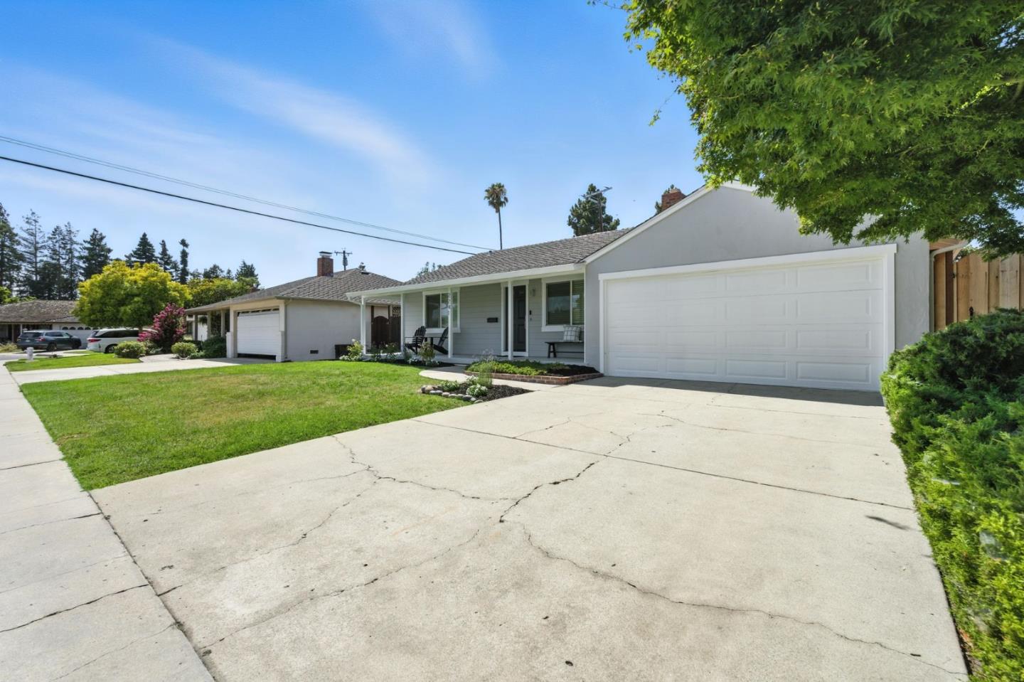 Detail Gallery Image 4 of 31 For 2241 Rita Ct, Santa Clara,  CA 95050 - 3 Beds | 2 Baths