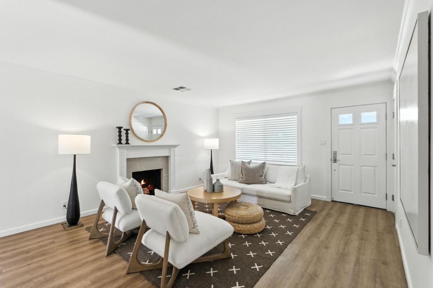 Detail Gallery Image 7 of 31 For 2241 Rita Ct, Santa Clara,  CA 95050 - 3 Beds | 2 Baths