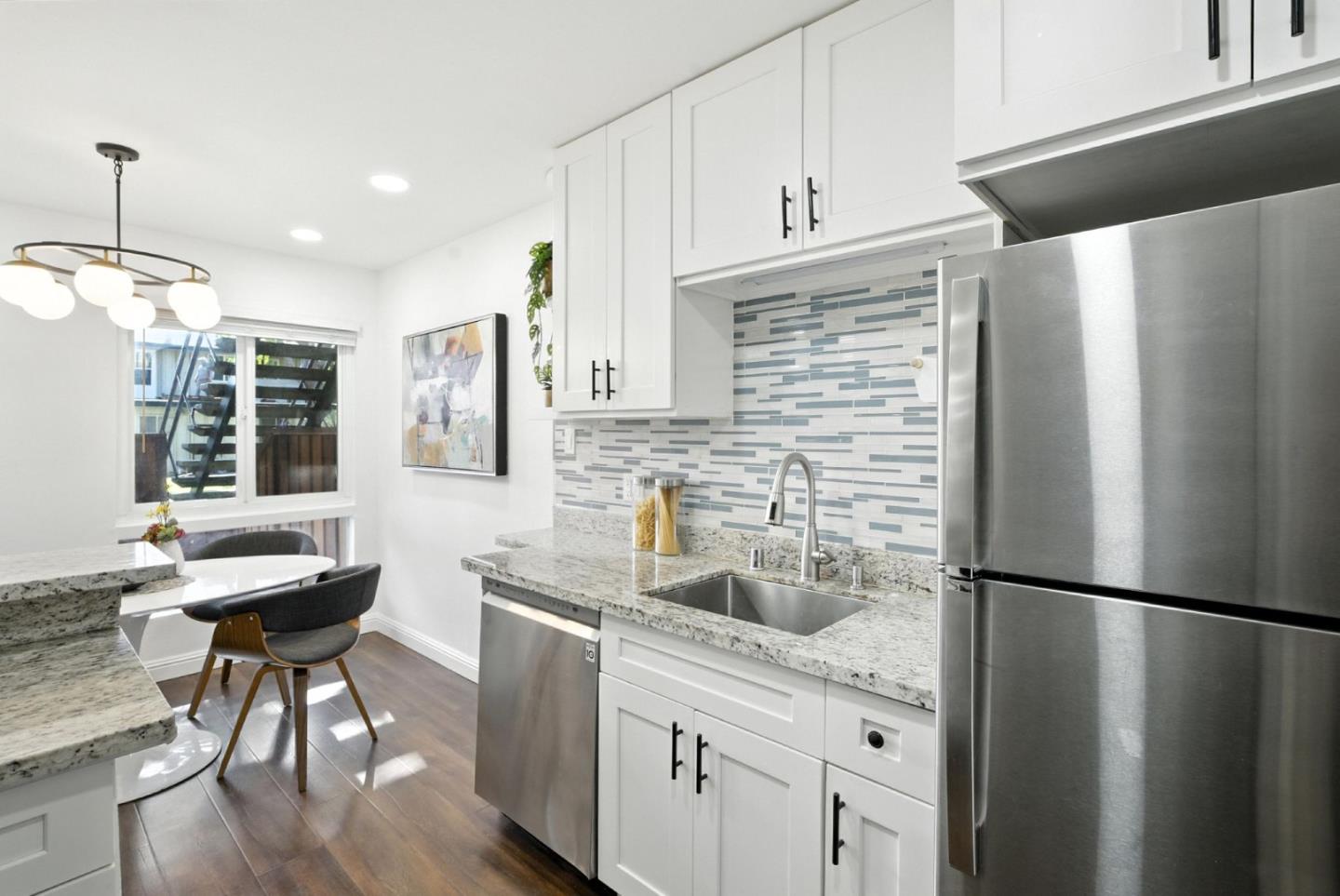 Detail Gallery Image 12 of 40 For 3015 Los Prados St #114,  San Mateo,  CA 94403 - 2 Beds | 2 Baths