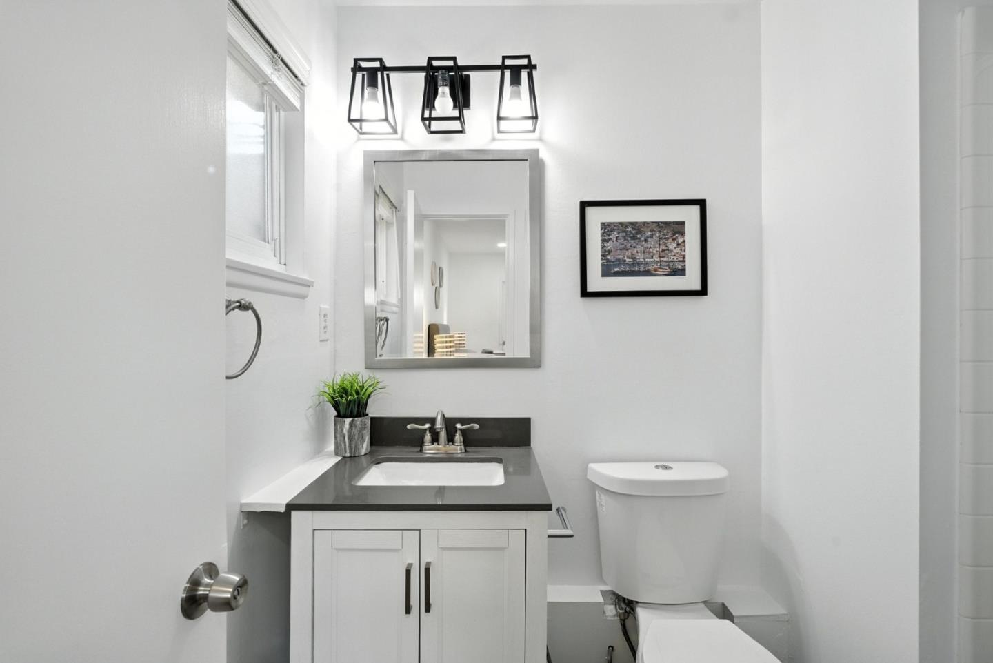 Detail Gallery Image 18 of 40 For 3015 Los Prados St #114,  San Mateo,  CA 94403 - 2 Beds | 2 Baths