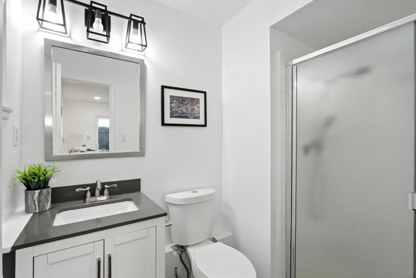 Detail Gallery Image 19 of 40 For 3015 Los Prados St #114,  San Mateo,  CA 94403 - 2 Beds | 2 Baths