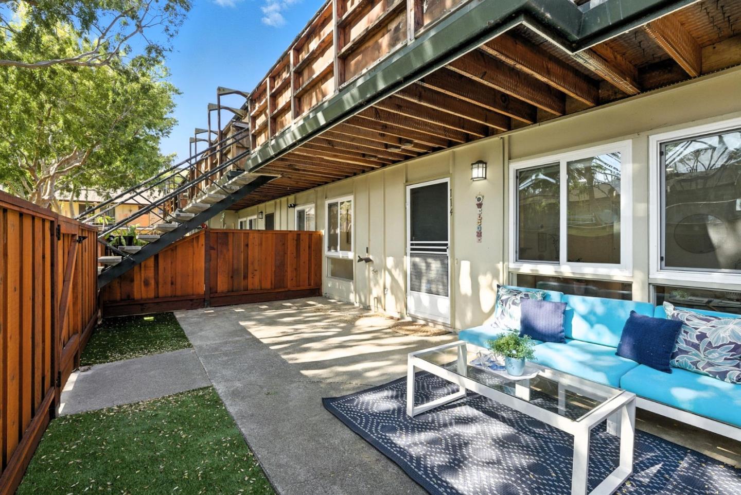 Detail Gallery Image 27 of 40 For 3015 Los Prados St #114,  San Mateo,  CA 94403 - 2 Beds | 2 Baths