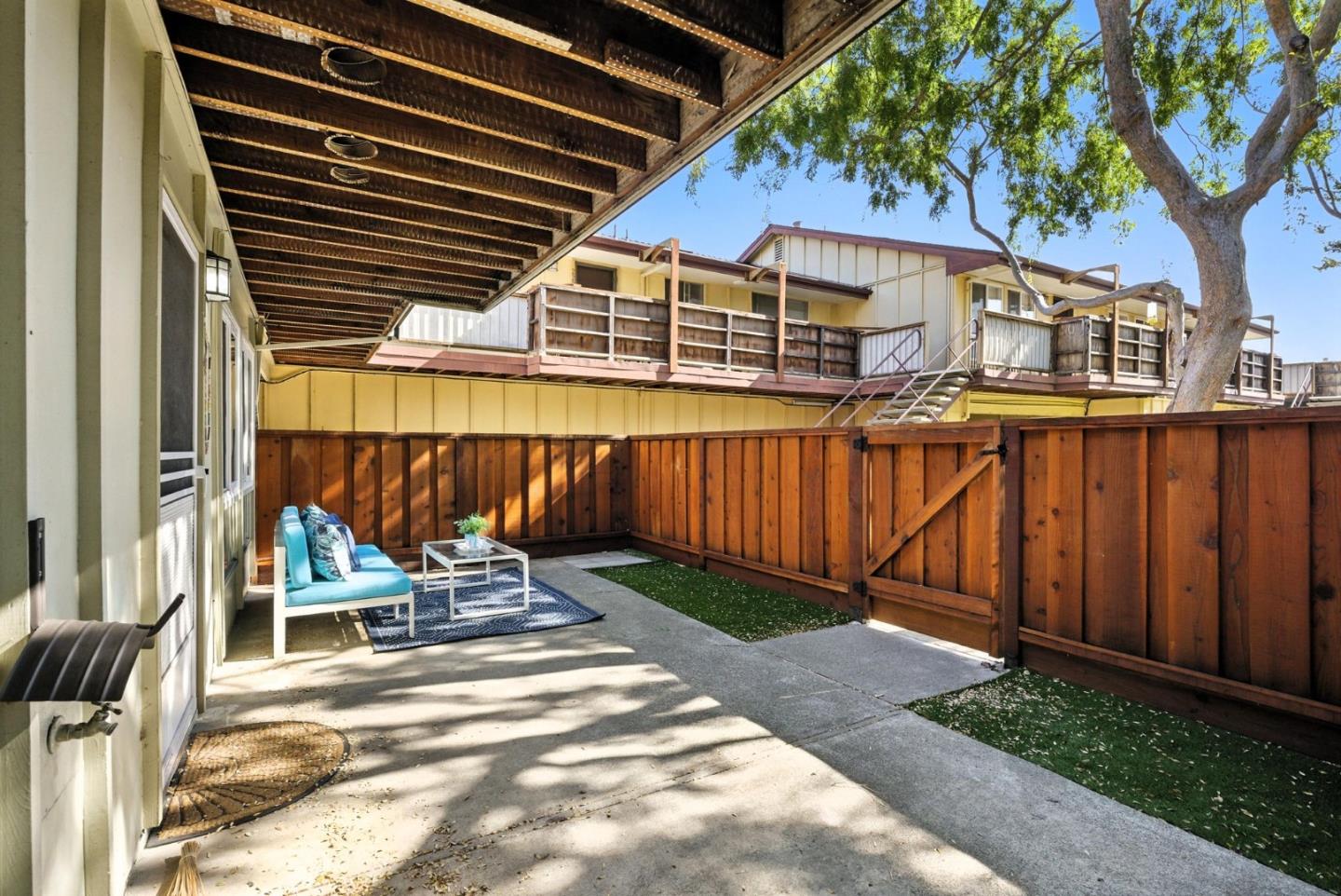 Detail Gallery Image 28 of 40 For 3015 Los Prados St #114,  San Mateo,  CA 94403 - 2 Beds | 2 Baths