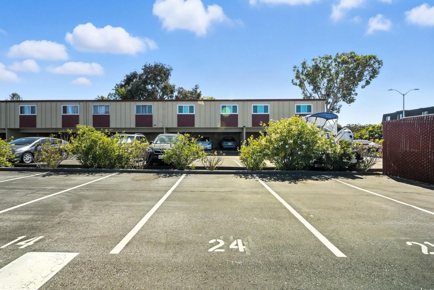 Detail Gallery Image 39 of 40 For 3015 Los Prados St #114,  San Mateo,  CA 94403 - 2 Beds | 2 Baths