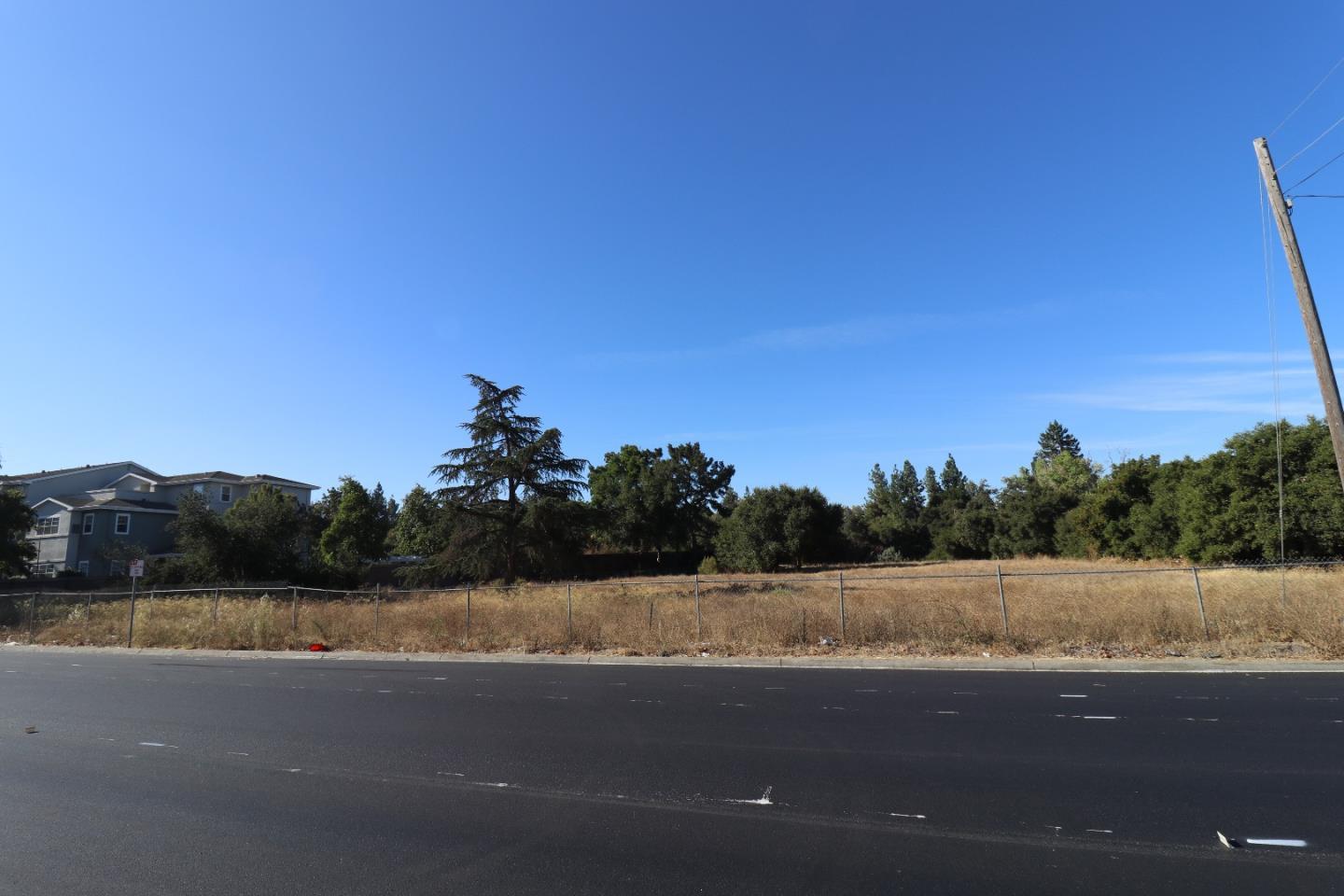 Detail Gallery Image 3 of 9 For 4786-0 San Felipe Rd, San Jose,  CA 95135 - 1 Beds | 1 Baths