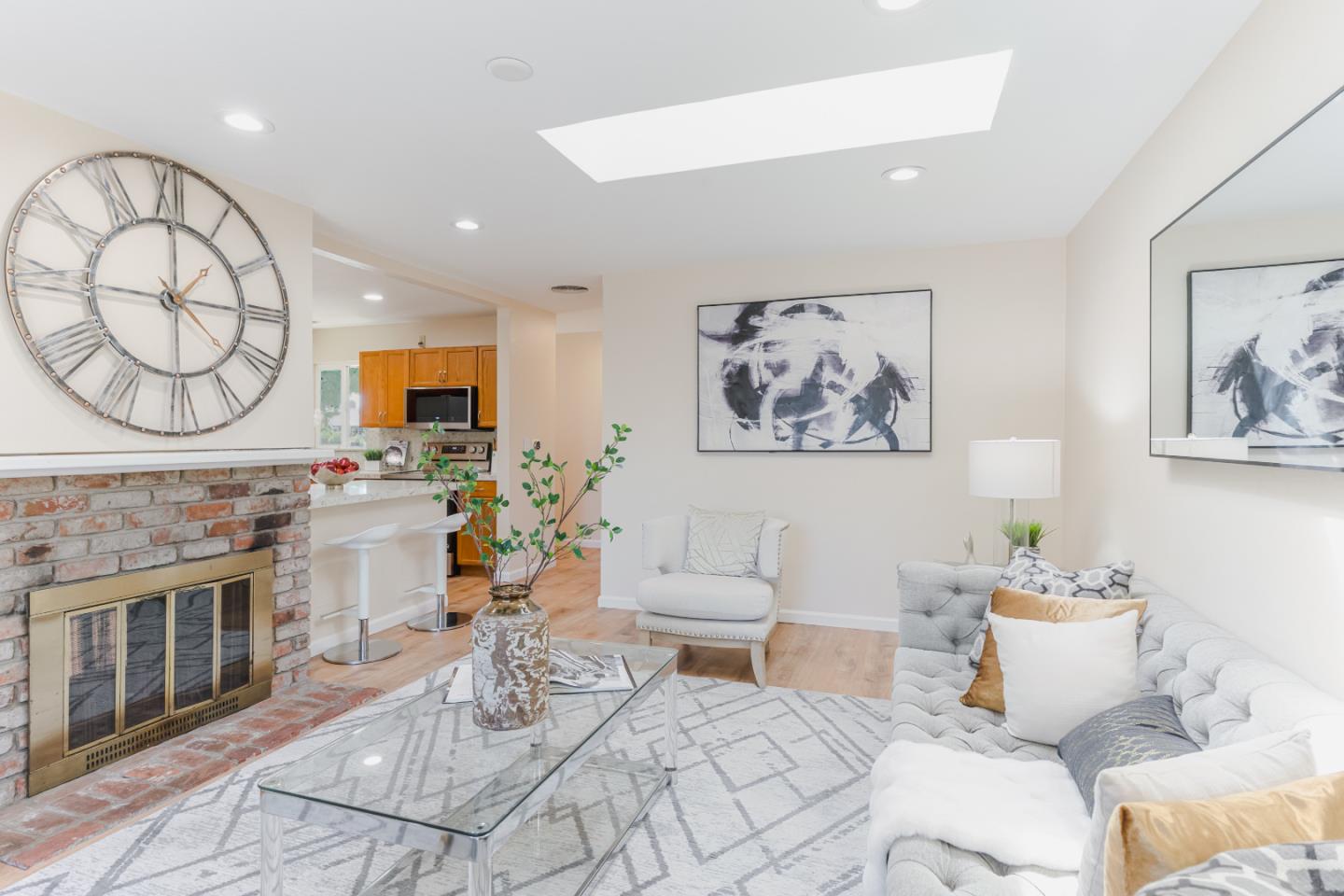 Detail Gallery Image 6 of 51 For 1801 Foxworthy Ave, San Jose,  CA 95124 - 3 Beds | 2 Baths