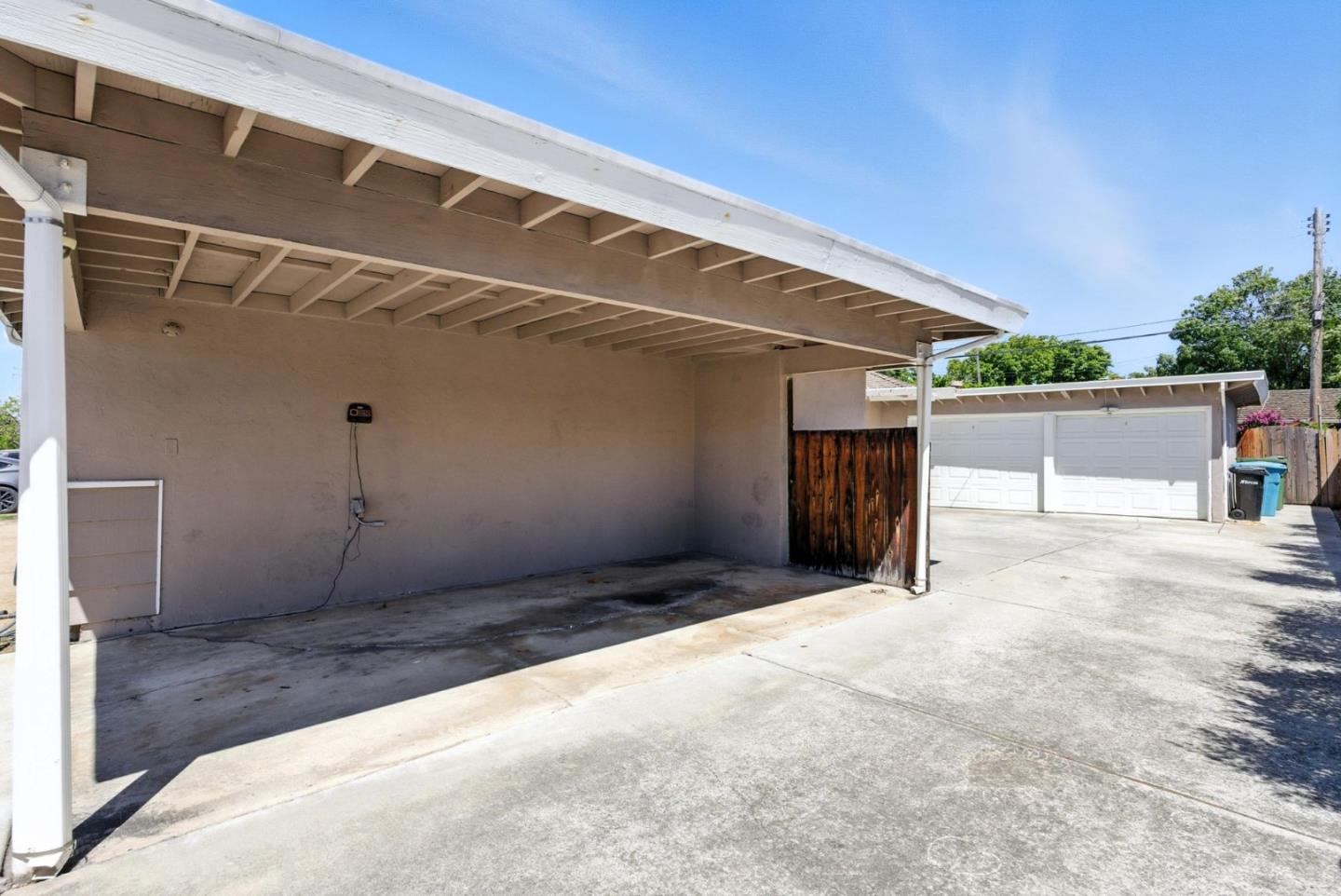 Detail Gallery Image 15 of 30 For 2475 Karen Dr, Santa Clara,  CA 95050 - – Beds | – Baths