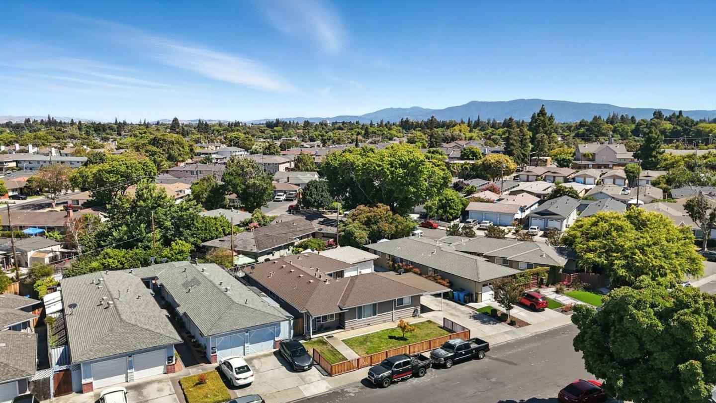 Detail Gallery Image 26 of 30 For 2475 Karen Dr, Santa Clara,  CA 95050 - – Beds | – Baths