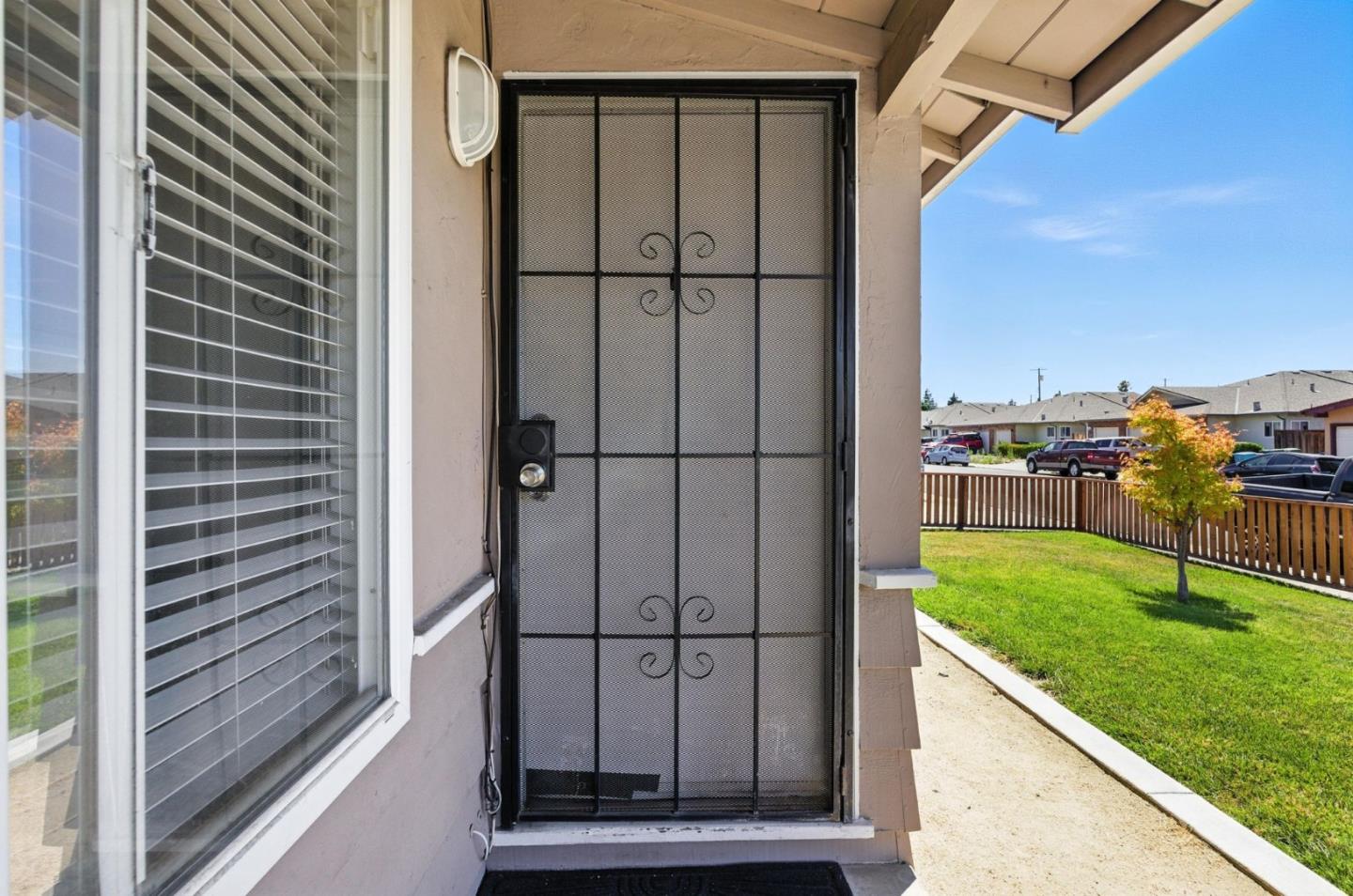 Detail Gallery Image 5 of 30 For 2475 Karen Dr, Santa Clara,  CA 95050 - – Beds | – Baths