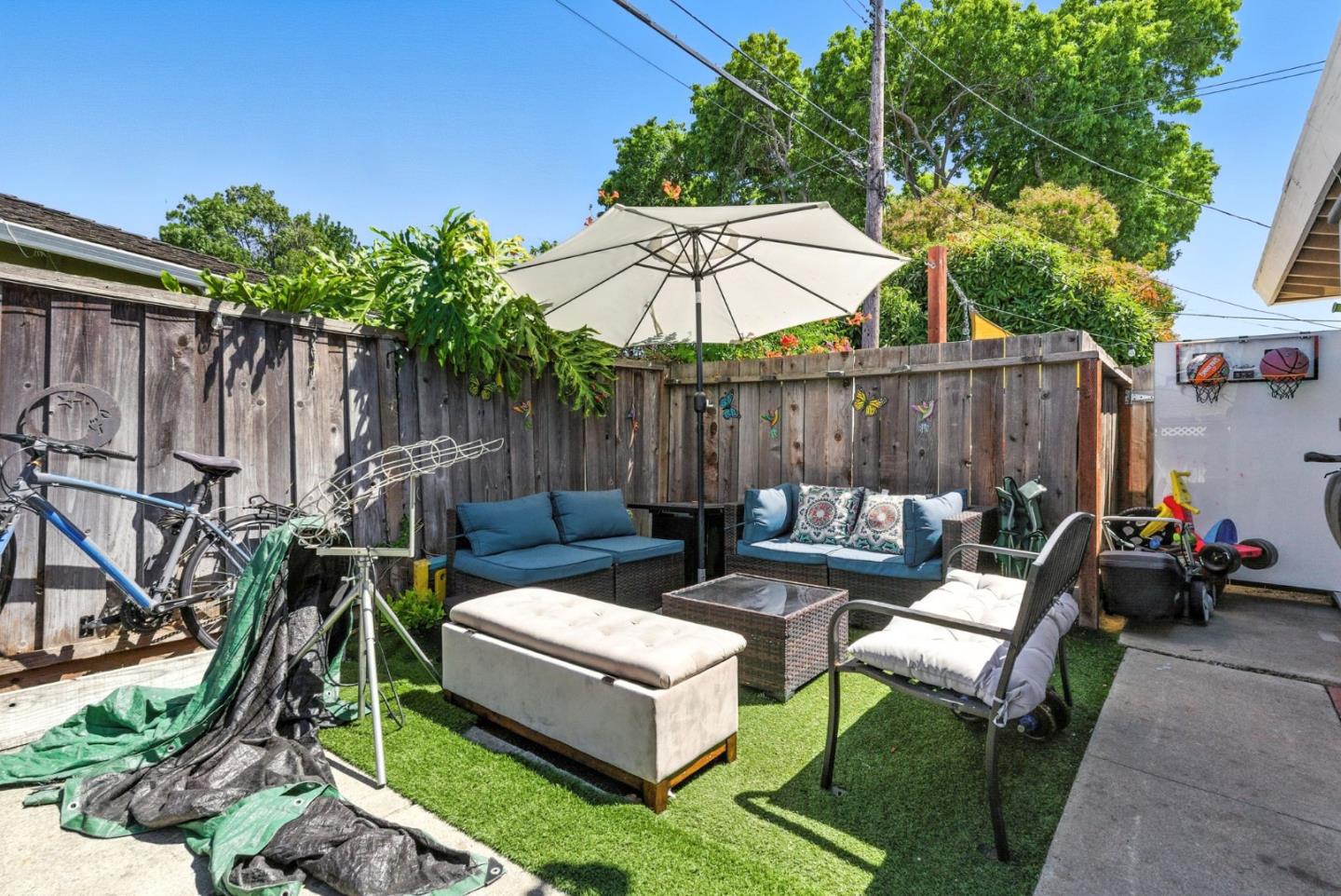 Detail Gallery Image 9 of 30 For 2475 Karen Dr, Santa Clara,  CA 95050 - – Beds | – Baths