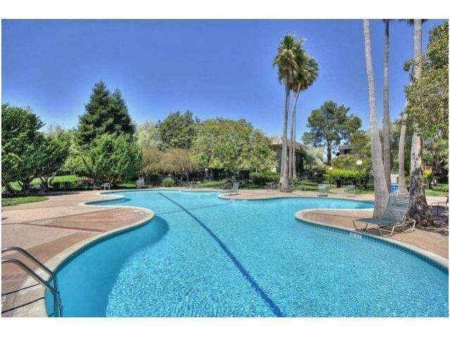 Detail Gallery Image 27 of 38 For 5217 Shelter Creek Ln #5217,  San Bruno,  CA 94066 - 2 Beds | 2 Baths
