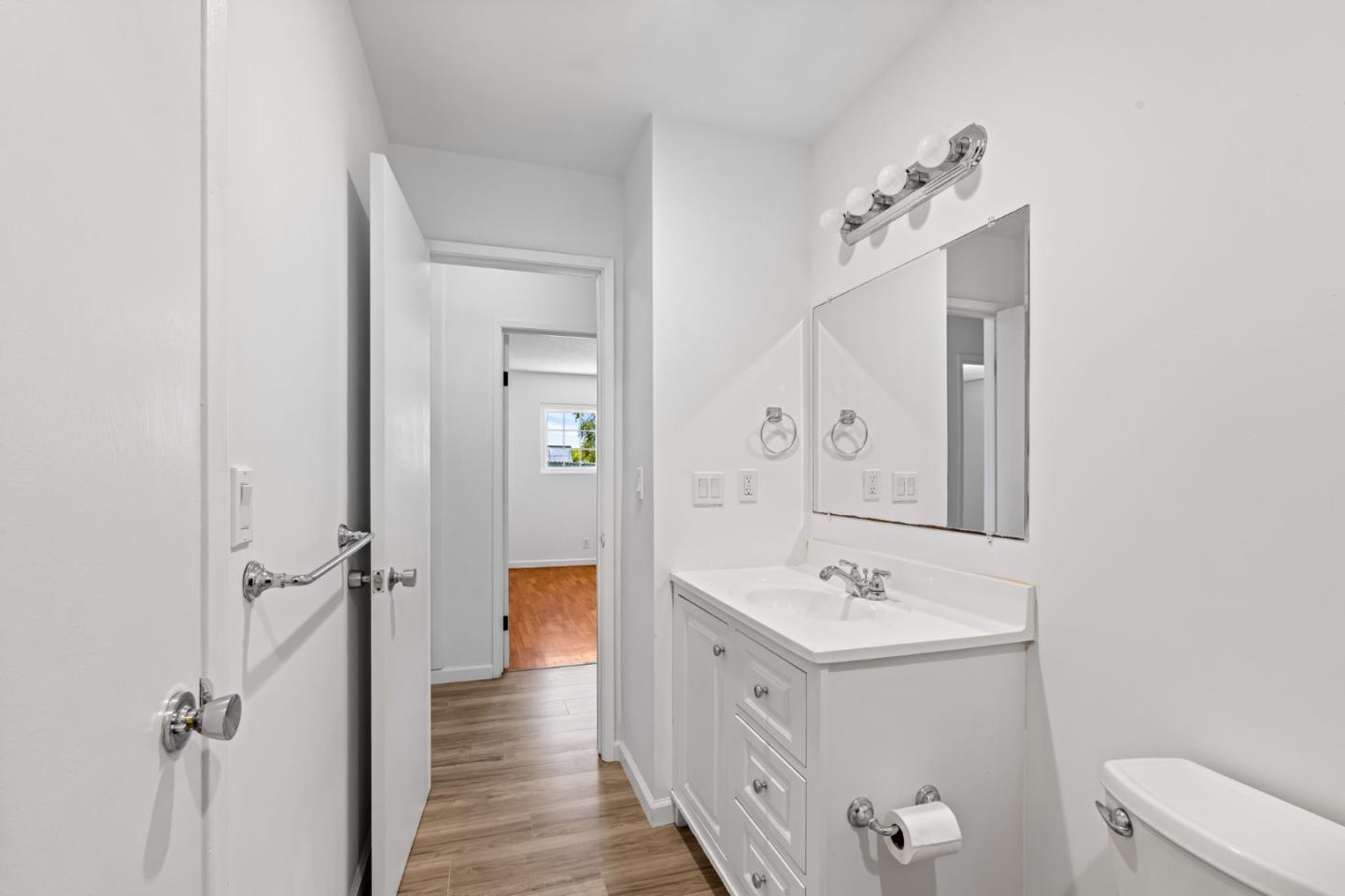 Detail Gallery Image 24 of 39 For 45 Crescent Dr, Watsonville,  CA 95076 - 3 Beds | 2 Baths