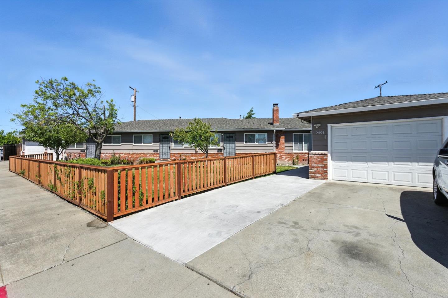 Detail Gallery Image 3 of 21 For 2491 Karen Dr, Santa Clara,  CA 95050 - – Beds | – Baths