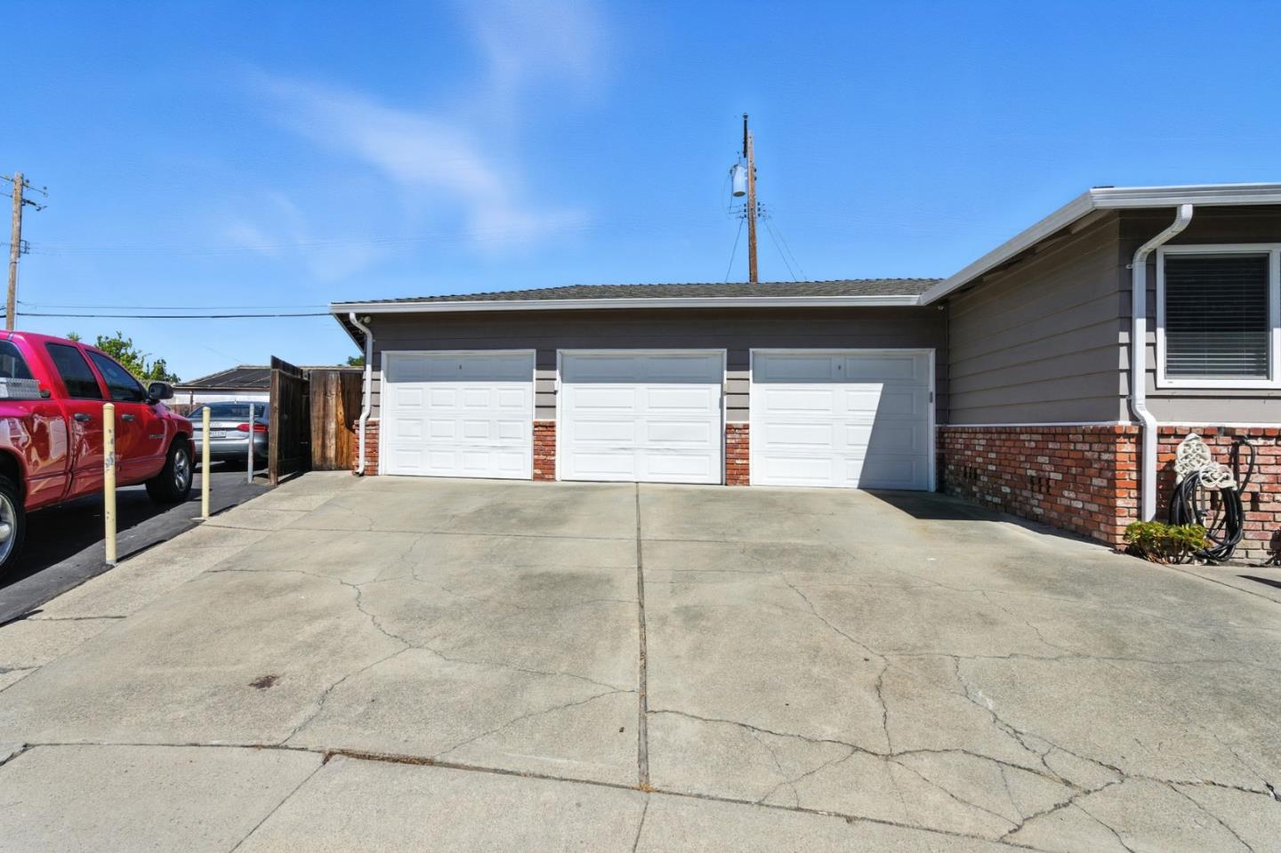 Detail Gallery Image 7 of 21 For 2491 Karen Dr, Santa Clara,  CA 95050 - – Beds | – Baths