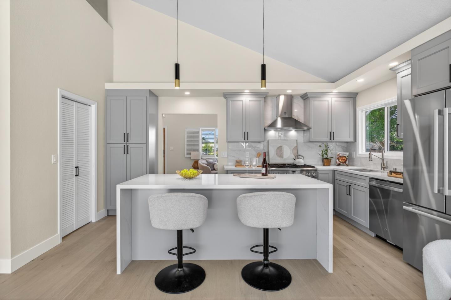 Detail Gallery Image 16 of 40 For 15 Norse Ct, Pleasant Hill,  CA 94523 - 4 Beds | 2 Baths