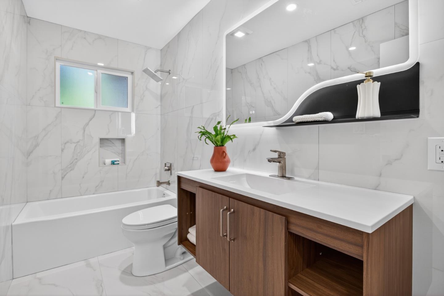 Detail Gallery Image 22 of 40 For 15 Norse Ct, Pleasant Hill,  CA 94523 - 4 Beds | 2 Baths