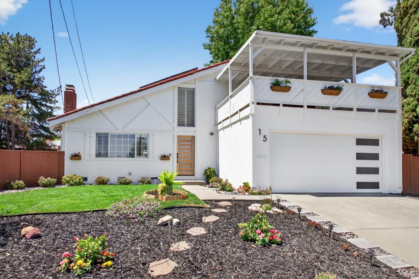 Detail Gallery Image 3 of 40 For 15 Norse Ct, Pleasant Hill,  CA 94523 - 4 Beds | 2 Baths