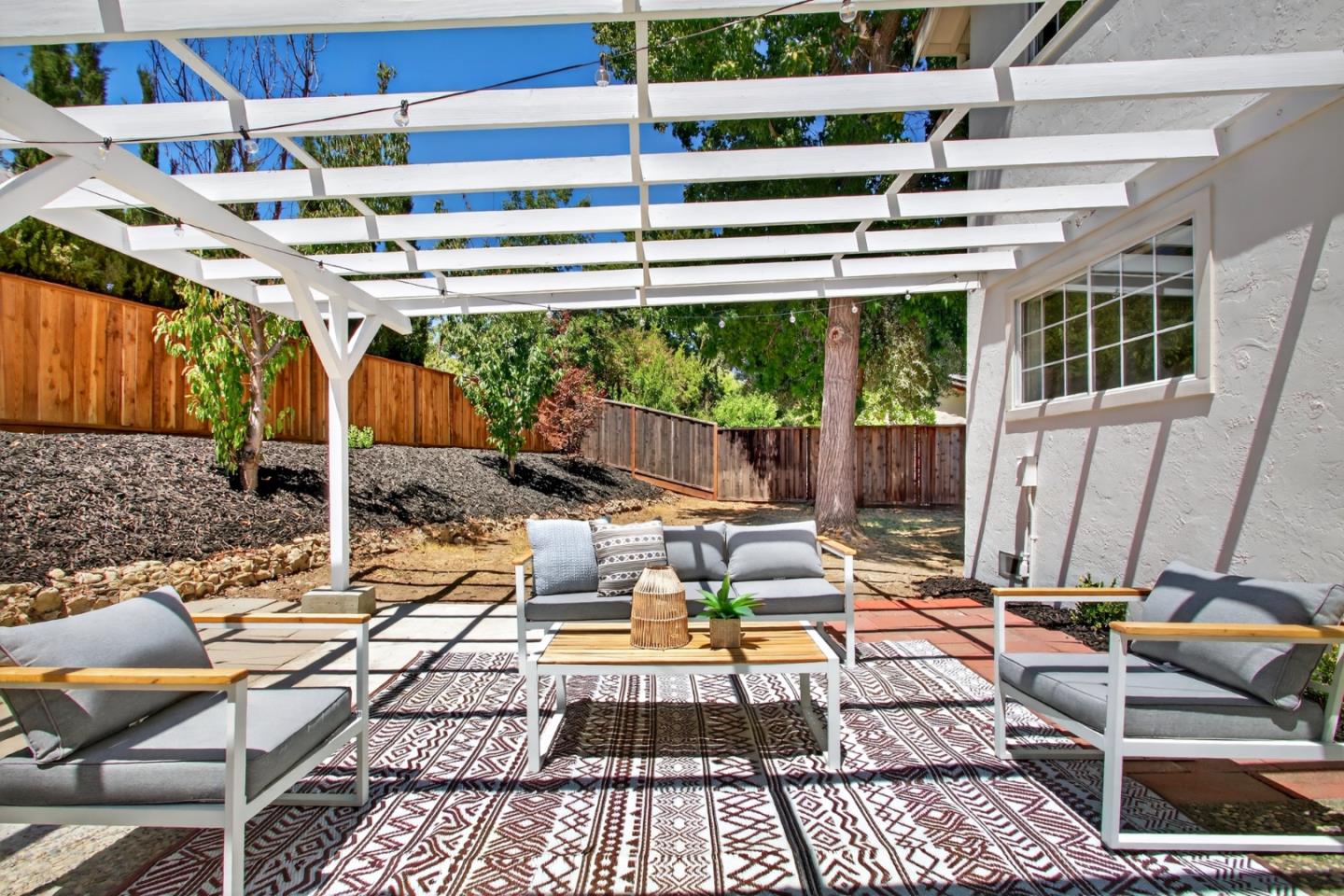 Detail Gallery Image 31 of 40 For 15 Norse Ct, Pleasant Hill,  CA 94523 - 4 Beds | 2 Baths