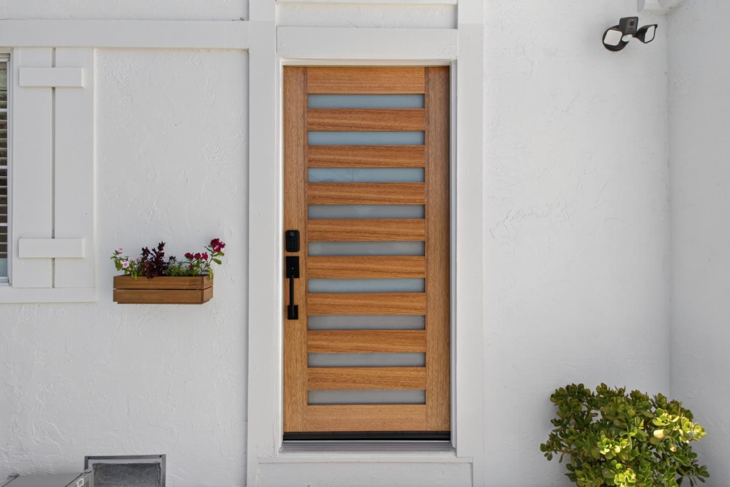 Detail Gallery Image 5 of 40 For 15 Norse Ct, Pleasant Hill,  CA 94523 - 4 Beds | 2 Baths