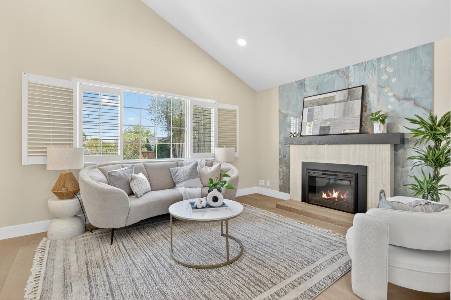 Detail Gallery Image 9 of 40 For 15 Norse Ct, Pleasant Hill,  CA 94523 - 4 Beds | 2 Baths