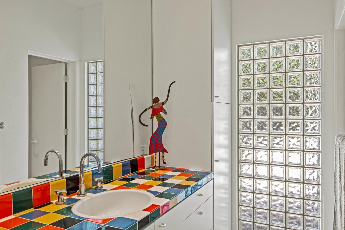 Detail Gallery Image 47 of 54 For 10450 Saddle Rd, Monterey,  CA 93940 - 3 Beds | 2/1 Baths