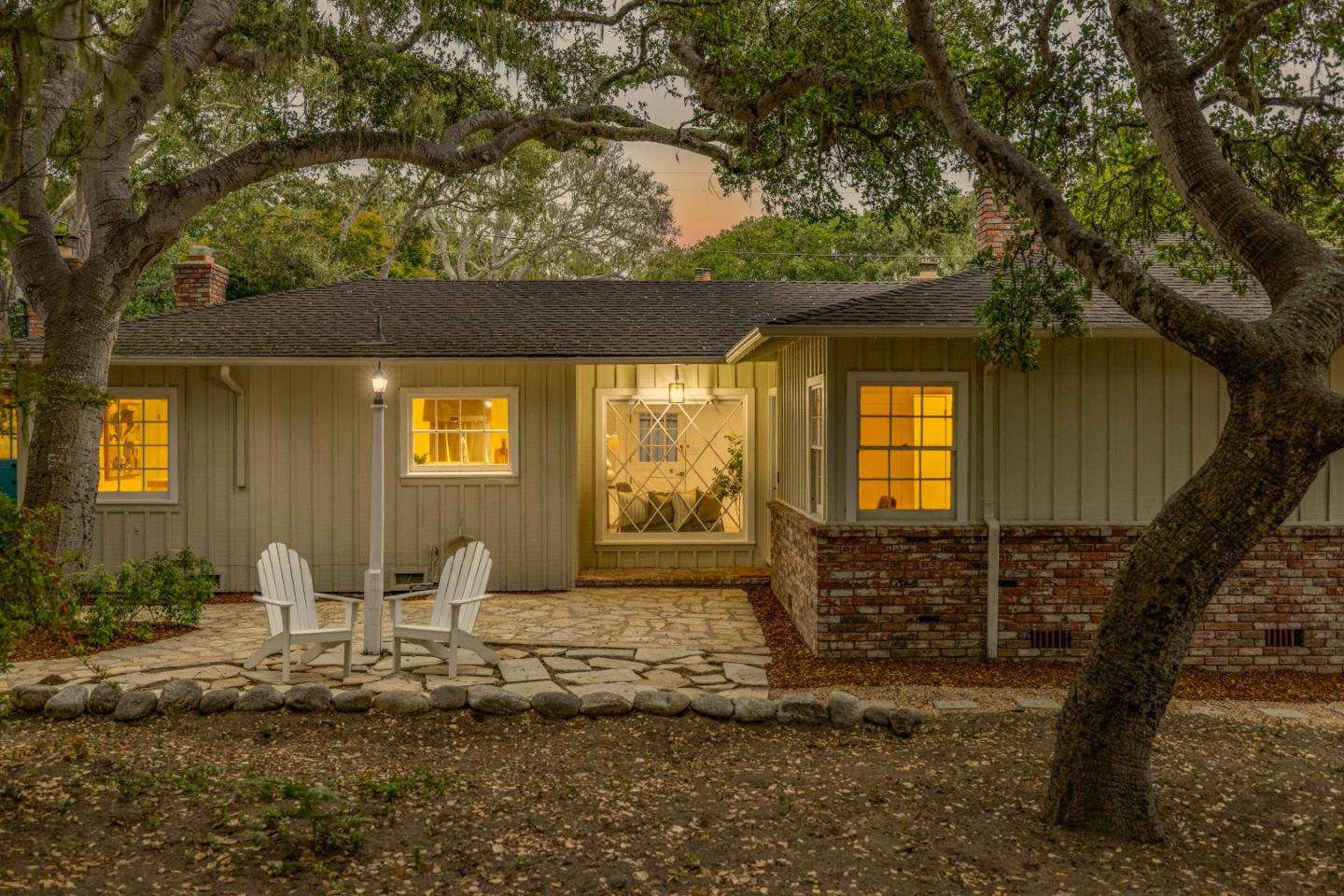 Detail Gallery Image 22 of 24 For 25905 Junipero Ave, Carmel,  CA 93923 - 4 Beds | 2 Baths
