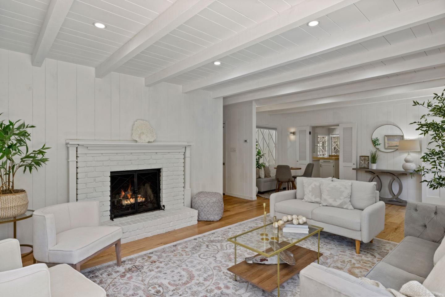 Detail Gallery Image 5 of 24 For 25905 Junipero Ave, Carmel,  CA 93923 - 4 Beds | 2 Baths