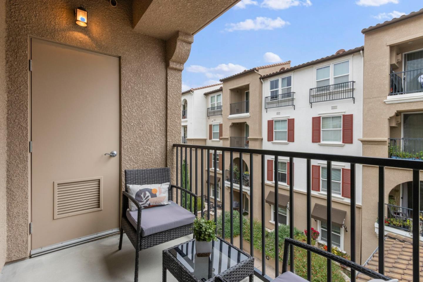 Detail Gallery Image 11 of 15 For 3275 Dublin Blvd #306,  Dublin,  CA 94568 - 2 Beds | 2 Baths