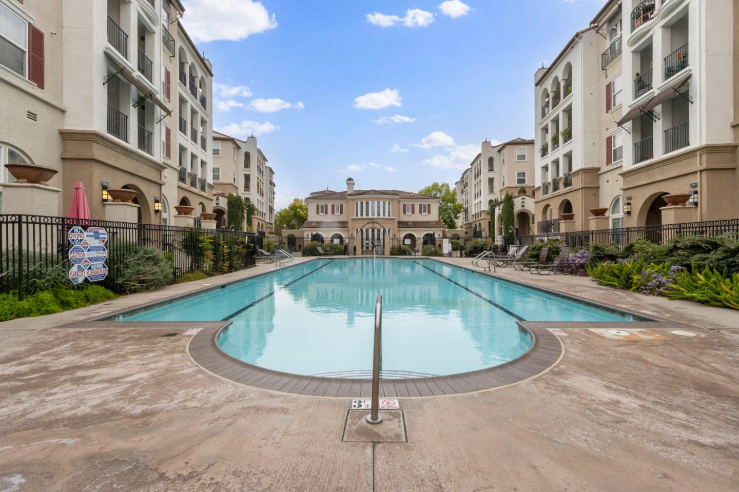 Detail Gallery Image 12 of 15 For 3275 Dublin Blvd #306,  Dublin,  CA 94568 - 2 Beds | 2 Baths