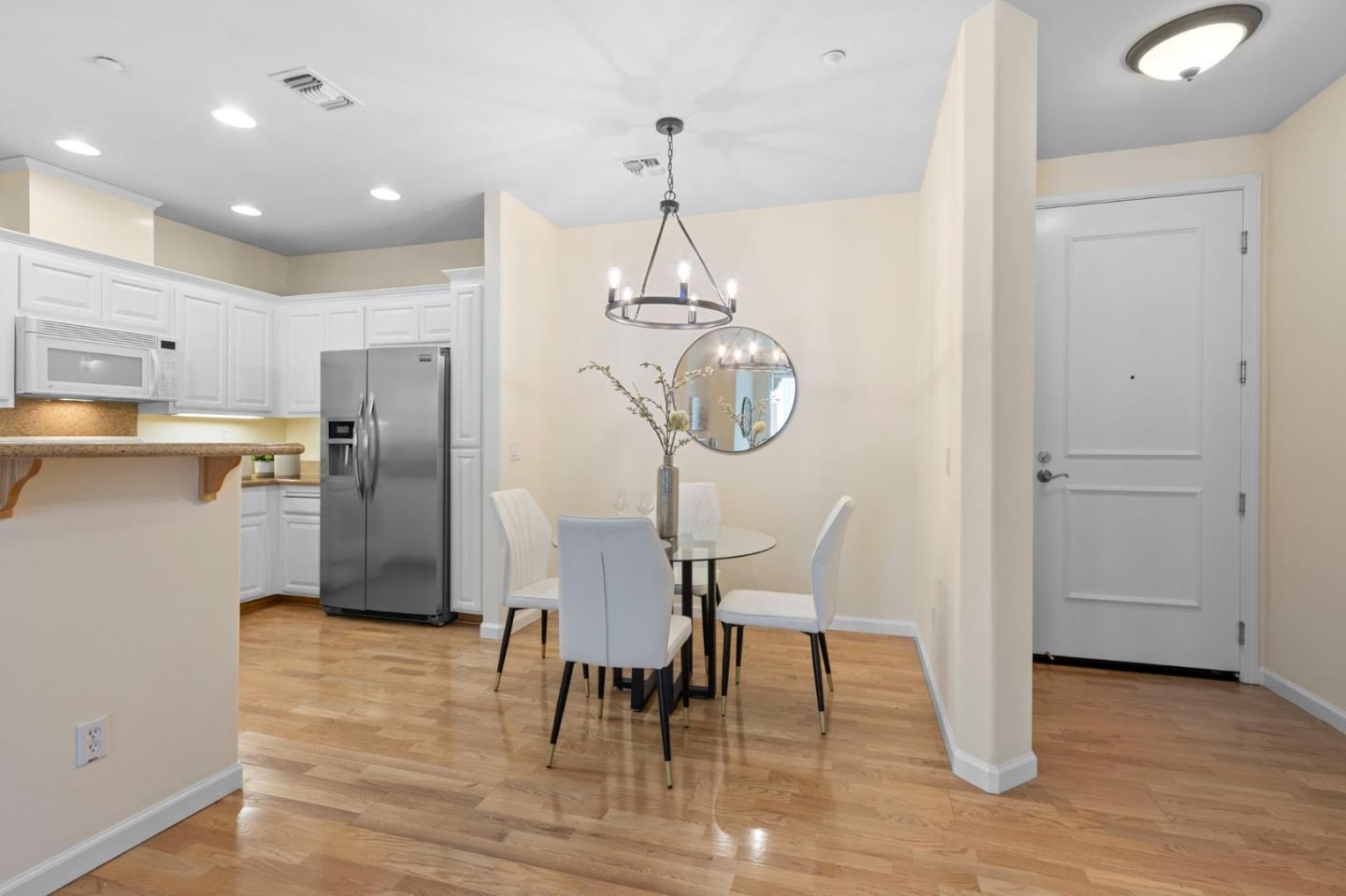 Detail Gallery Image 5 of 15 For 3275 Dublin Blvd #306,  Dublin,  CA 94568 - 2 Beds | 2 Baths