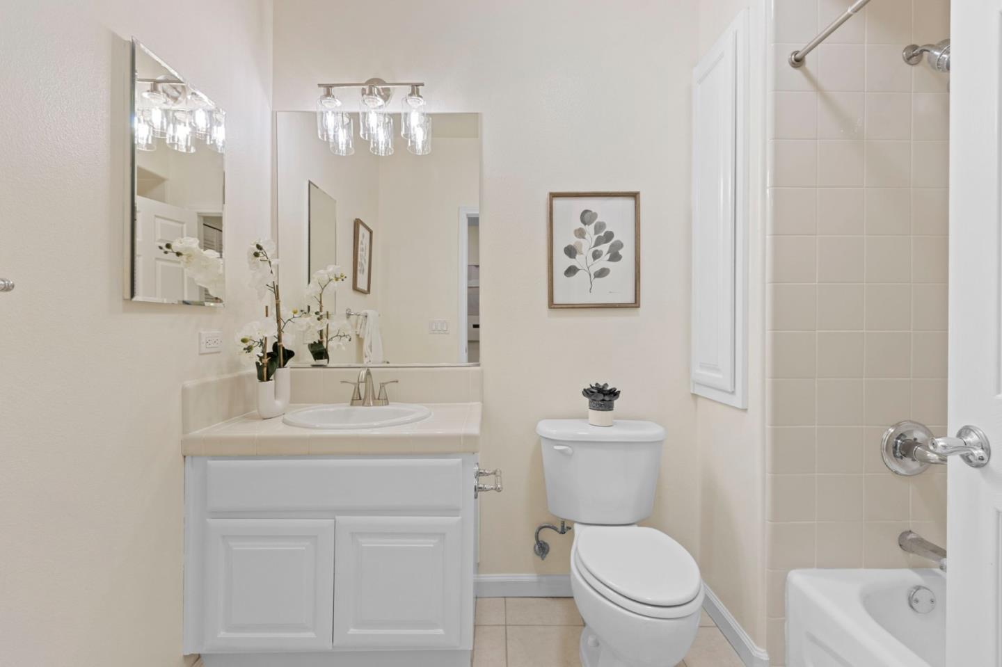 Detail Gallery Image 7 of 15 For 3275 Dublin Blvd #306,  Dublin,  CA 94568 - 2 Beds | 2 Baths