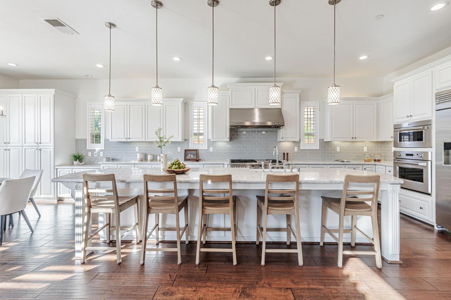 Detail Gallery Image 20 of 70 For 325 Peebles Ave, Morgan Hill,  CA 95037 - 5 Beds | 3/1 Baths