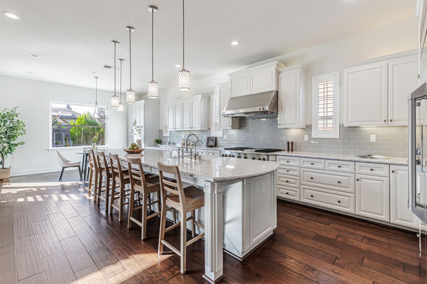 Detail Gallery Image 21 of 70 For 325 Peebles Ave, Morgan Hill,  CA 95037 - 5 Beds | 3/1 Baths