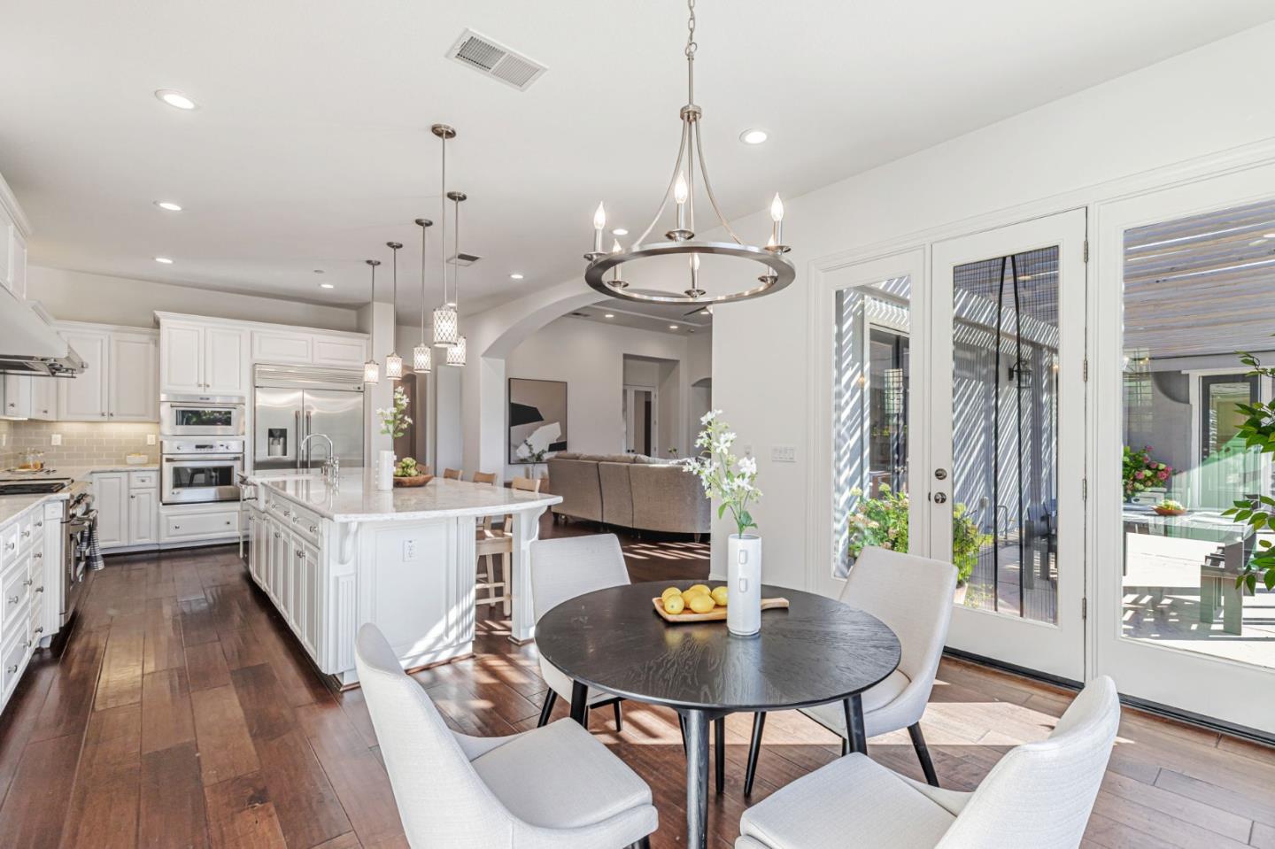 Detail Gallery Image 24 of 70 For 325 Peebles Ave, Morgan Hill,  CA 95037 - 5 Beds | 3/1 Baths