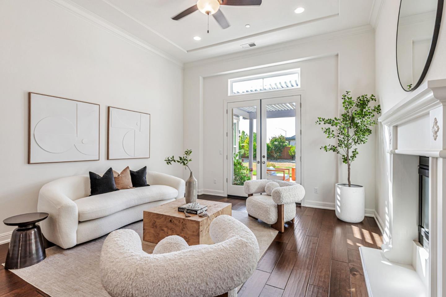Detail Gallery Image 26 of 70 For 325 Peebles Ave, Morgan Hill,  CA 95037 - 5 Beds | 3/1 Baths