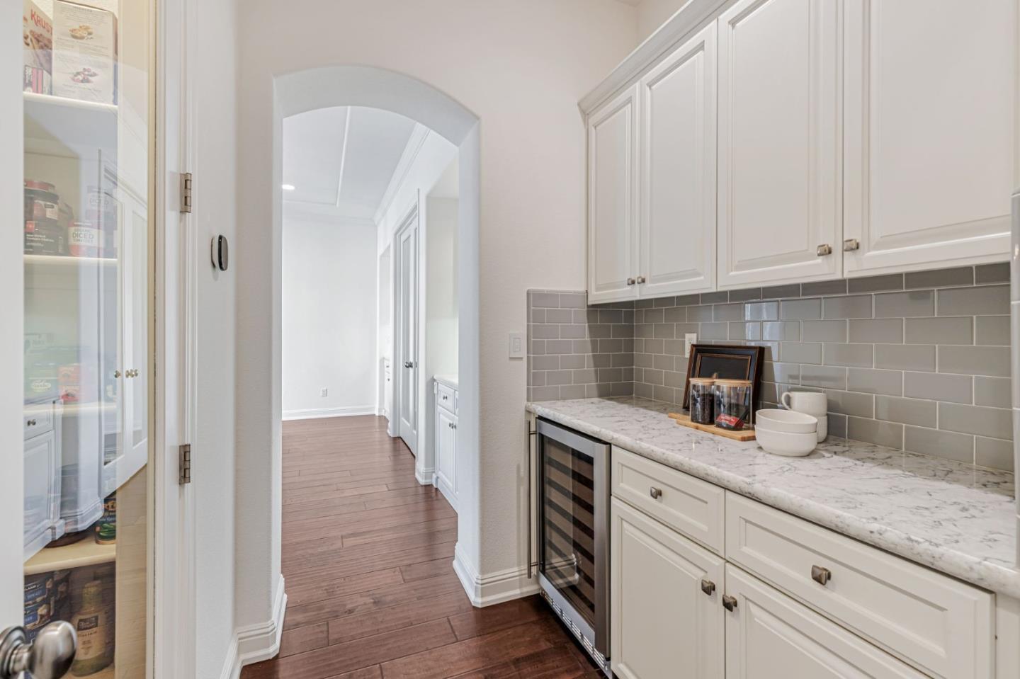 Detail Gallery Image 27 of 70 For 325 Peebles Ave, Morgan Hill,  CA 95037 - 5 Beds | 3/1 Baths